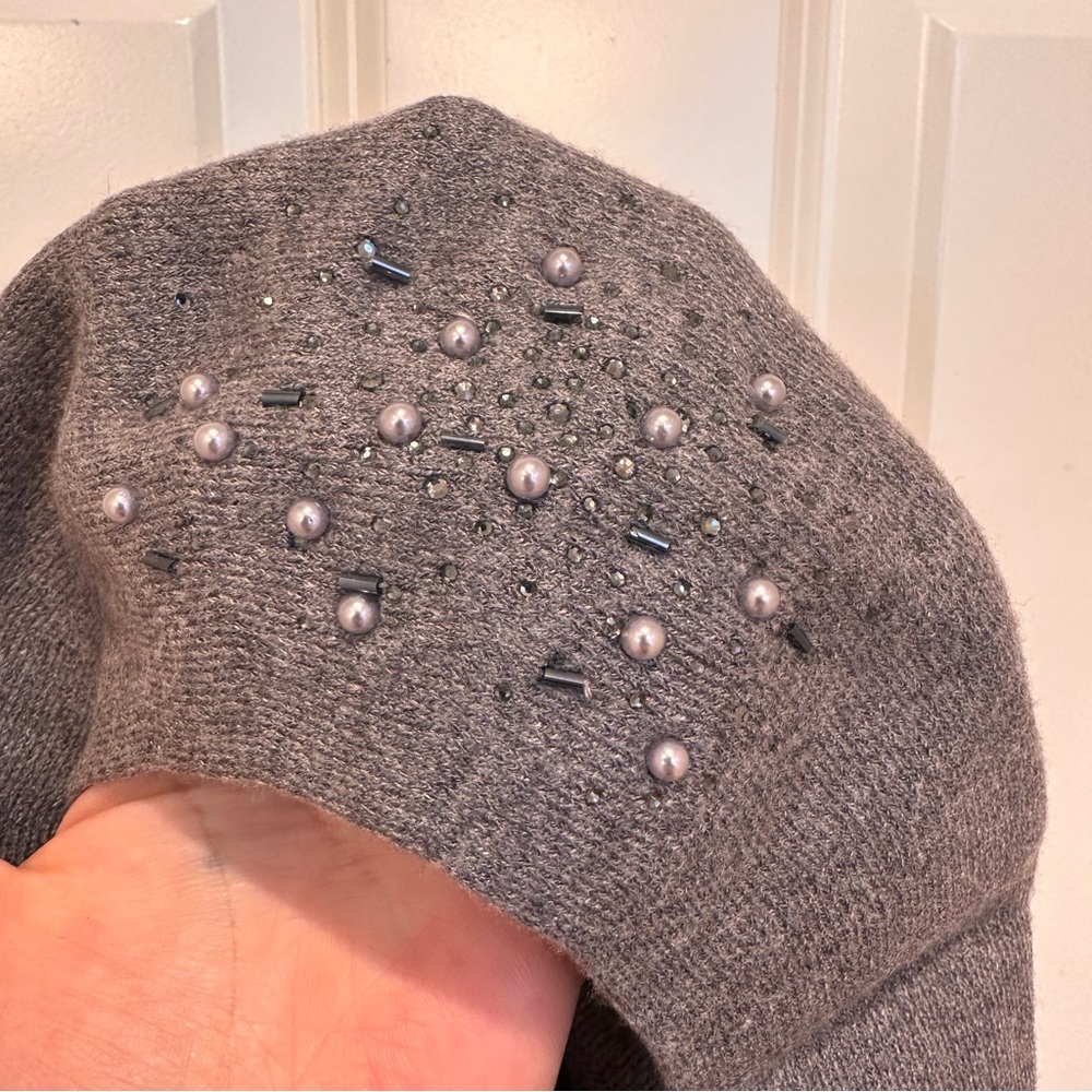 Intrend by Max Mara Beret with Beads Size: OS Fall/Winter/Holiday - Picture 10 of 11